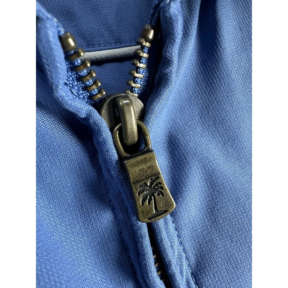 Tommy Bahama item tommy